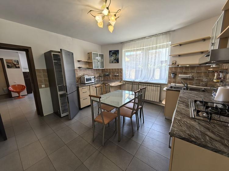Vila de lux in zona Pipera