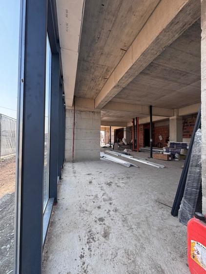 Spatiu Comercial de vanzare langa Pipera rond OMW