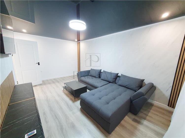 LIPOVEI - 3 CAM - CT PROPRIE - DECOMANDAT - BALCON - RENOVAT - ZONA EXCELENTA