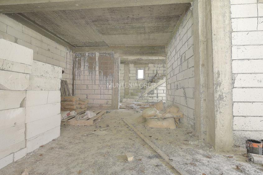 CHEIA - VALEA POPII, Vila structurata pe S+P+E+M, achizitie posibila si in rate