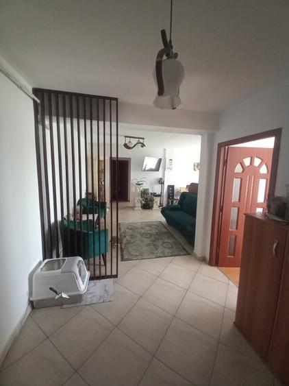 Apartament 3 camere, 67 mp, etaj 3/5, zona Sud