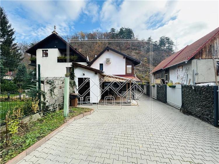 Casa moderna, mobilata si utilata, teren de 309 mp - Cisnadioara - 4