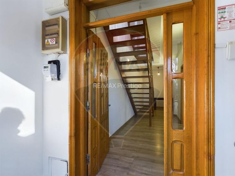 Casa cu 5 camere de inchiriat 210 mp | Eroii Revolutiei - 3