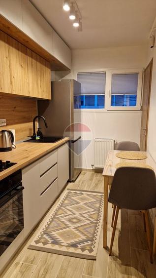 Apartament 2 camere de închiriat – Astra, Brașov | Complet renovat