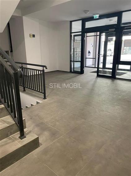 1 CAM CENTRU PALAS , PARCARE,PRIMA INCHIRIERE UNIREA TOWERS DEC - 430EUR - 12