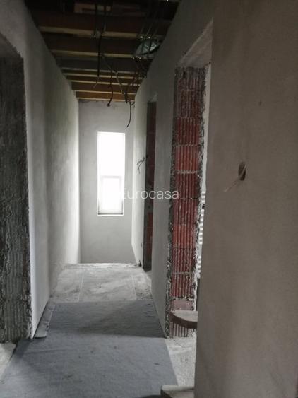 Casa individuala  P+M  130 mp utili, 360 mp teren - 11
