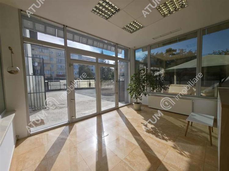Cladire multifuntionala si terasa pentru evenimente corporate in Sibiu