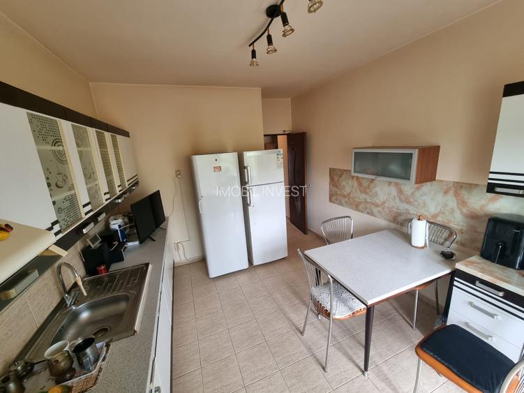Apartament cu 2 camere, etaj 1, loc de parcare - 2