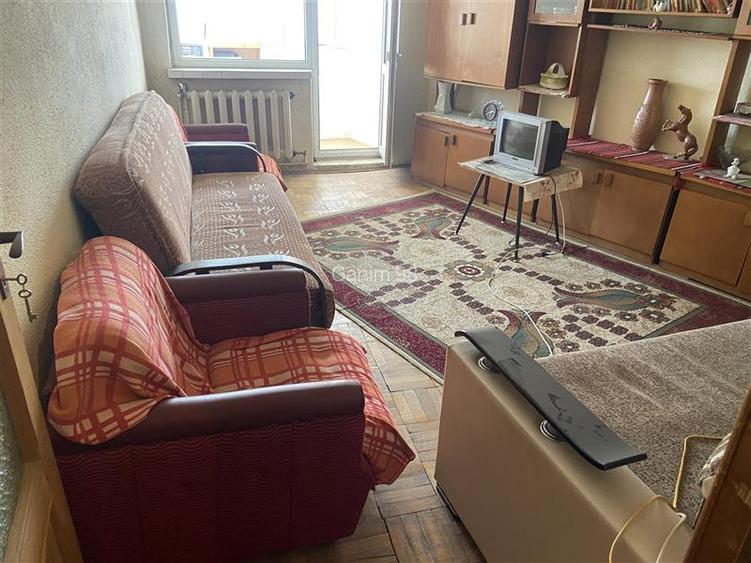 Apartament 2 camere , zona b- dul Independentei , et 1 din 4 , decomandat , 55 m - 2