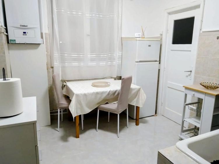 Apartament 2 camere, 80 mp – Zona Piața Romană
