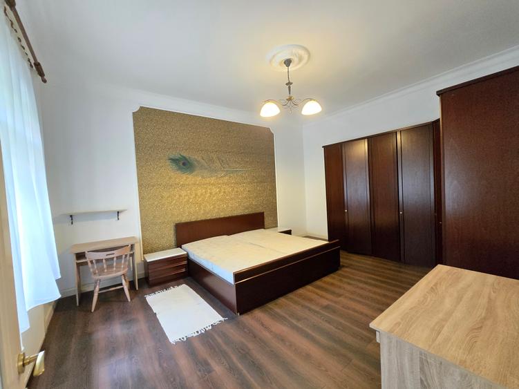 Apartament renovat in cladire istorica