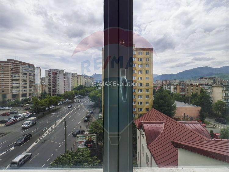 SPATIU COMERCIAL 80 MP OPEN SPACE CU GRUP SANITAR | GREEN CENTER ITC - 7
