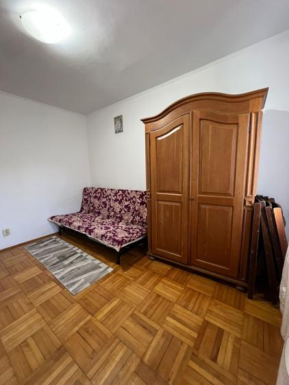 Apartament 3 camere, 67 mp utili, etaj 2/3 – zona Spălătoria Oituz