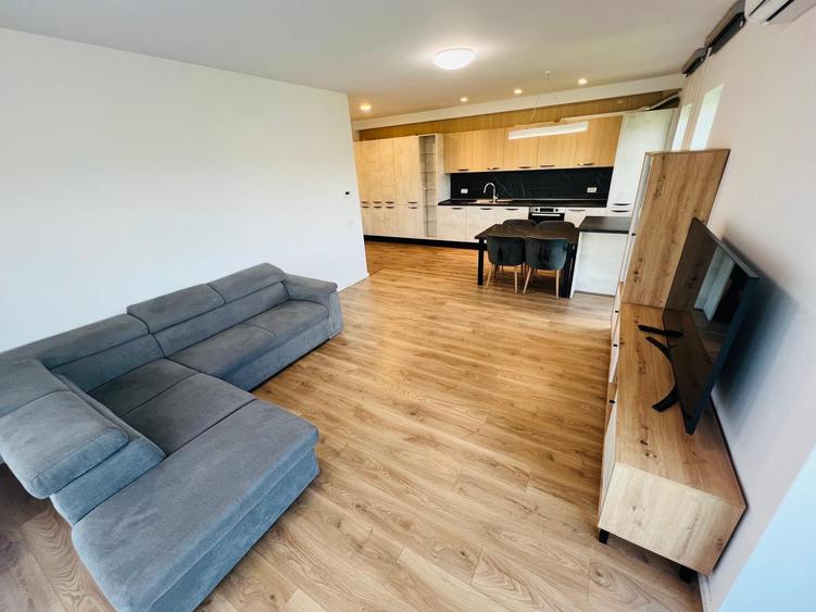 Inchiriere Apartament  3 Camere Iancu Nicolae/ Piscina/Sala Fitness