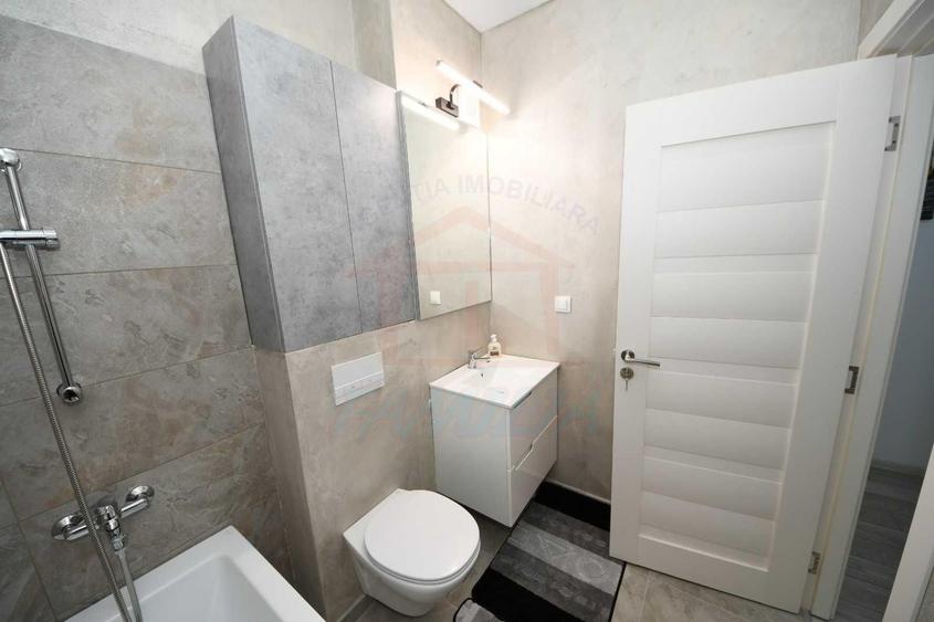 3 camere pe Faleza de inchiriat cu loc de parcare
