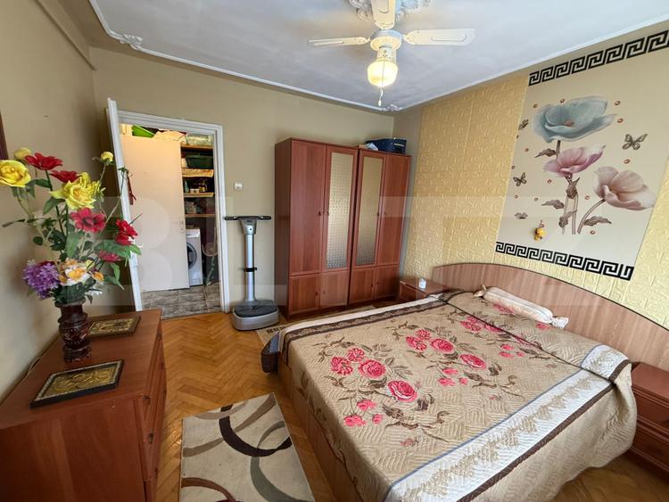 Apartament 3 camere, 54 mp, zona Tatarasi