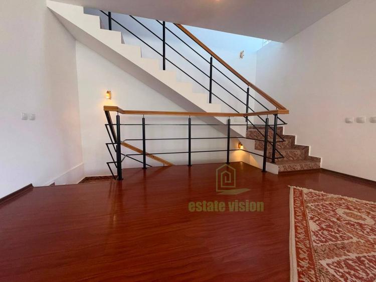 Vila D+P+1, 5 camere, 150 mp utili + demisol, teren 300 mp, aproape de Palatul M