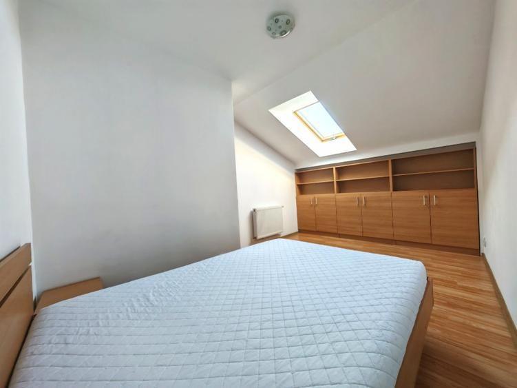Apartament 3 camere balcon zona Valea Aurie
