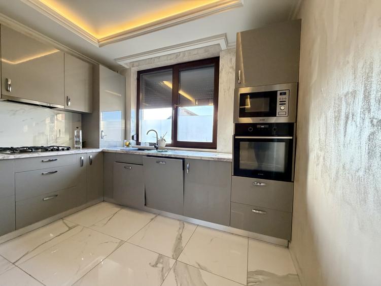 Duplex lux, 5 camere, 104 mp utili, 207 mp teren - Dumbravita