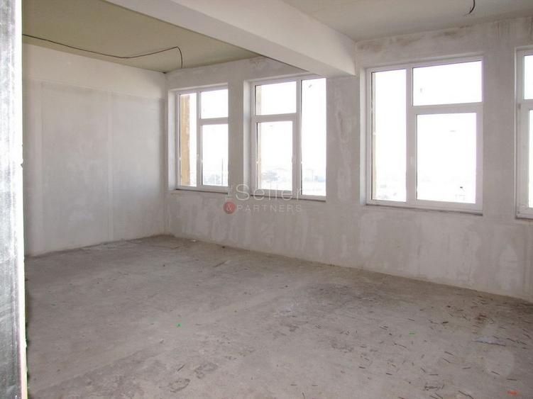 Cladire Office