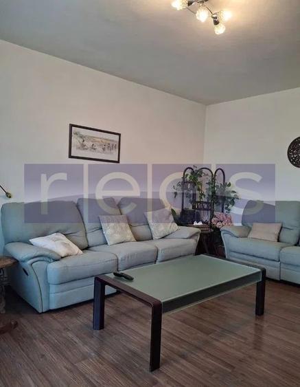 VANZARE 4 CAMERE MALL VITAN