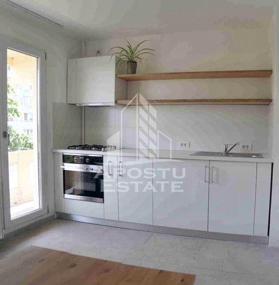 Apartament de inchiriat 3 camere, Circumvalatiunii - din noiembrie