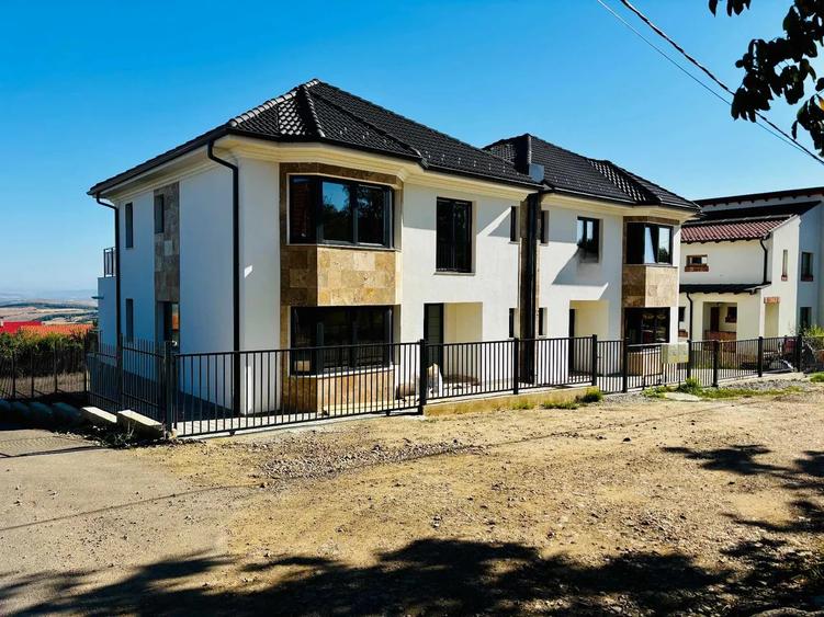 Duplex, 168 mp utili, teren individual 600 mp, 4 dormitoare | sat Gheorgheni