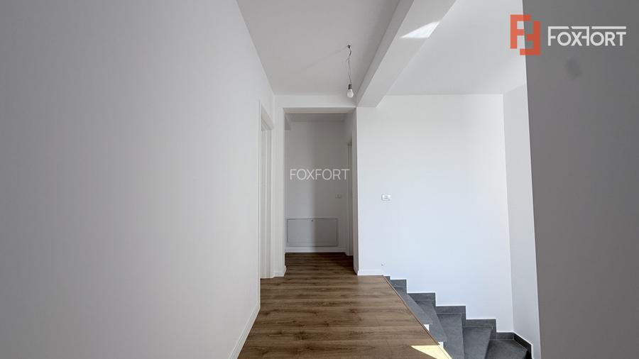 Comision % Duplex de vanzare 5 camere, cu toate utilitatile - Mosnita