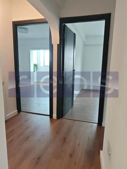 VANZARE 4 CAMERE DECOMANDAT -DECEBAL - 25