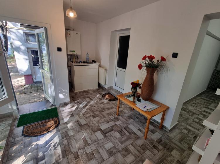 ULTRACENTRAL - Salon beauty funcțional-46 mp utili -intrare separată