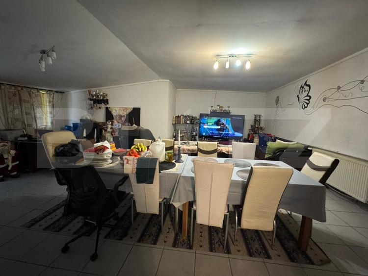 Casa cu 5 camere 300 mp in Hunedoara