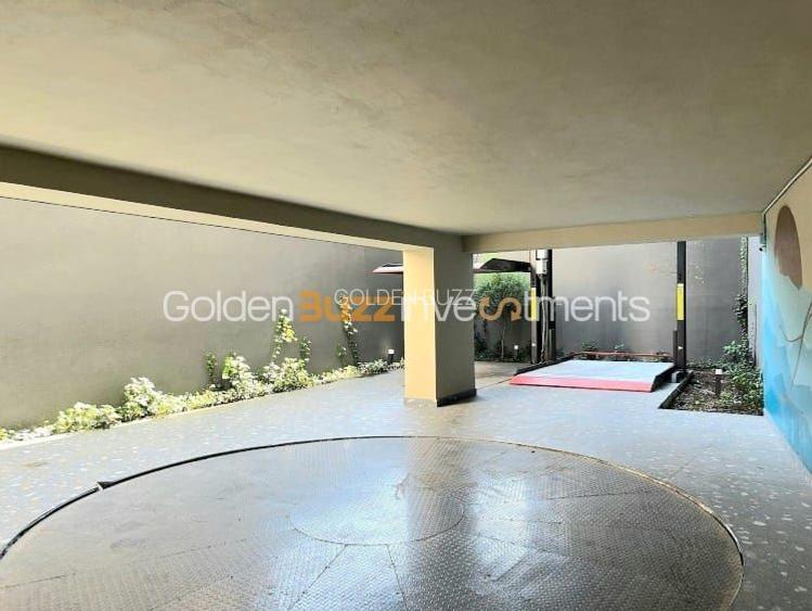 Clădire birouri boutique | P+4 | 550 mp | 100% închiriată | - 15