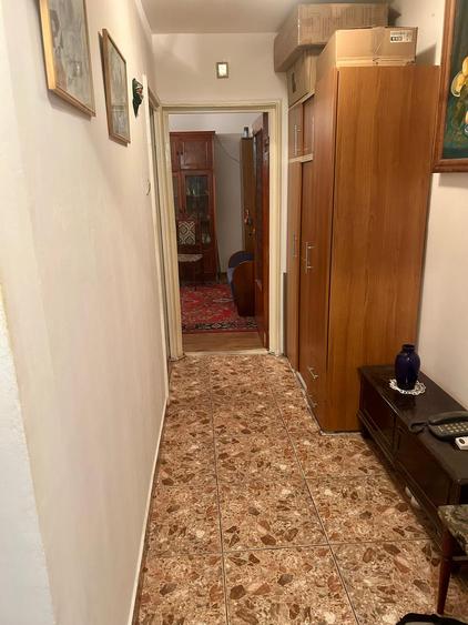 Vanzare 2 camere berceni izvorul oltului bloc reabilitat 1/4