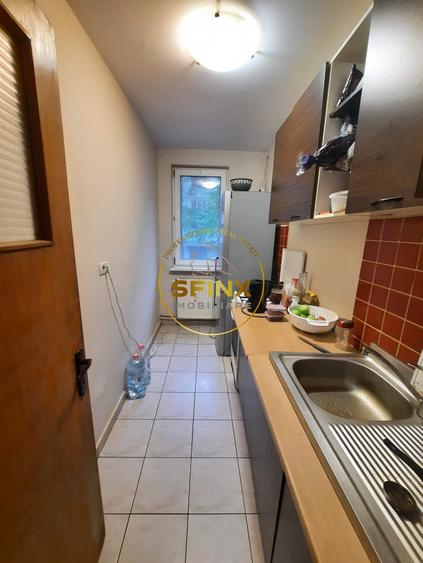 Drumul Taberei, Brancusi-Valea Oltului, garsoniera parter, bloc 4 etaje, boxa
