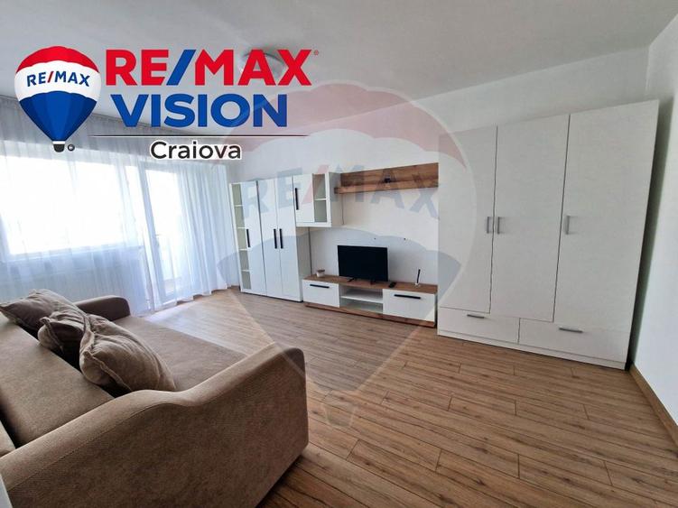 Apartament cu 2 camere de închiriat în zona George Enescu