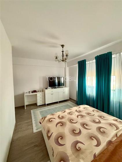 Etaj 2 - Galata Platoul Insorit, apartament cu 2 camere decomandat cu geam la ba - 3