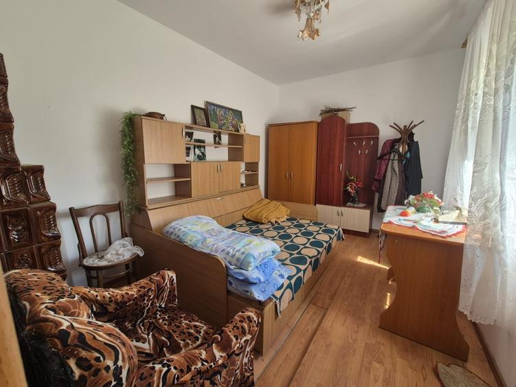 Casă de Vânzare în Băile Olănești Sat - Ideală pentru Locuință sau Afacere!