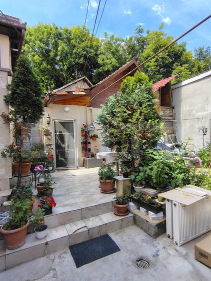 Casa renovabila zona centrala, excelenta pentru investitie, zona Hașdeu