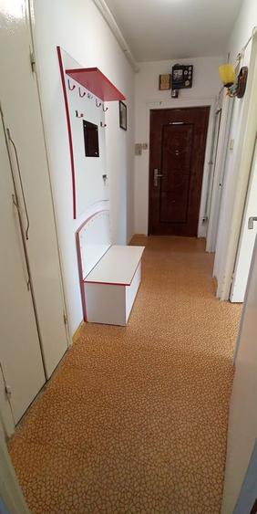 Apartament 3 camere Grivitei decomandat,insorit,liber,126900 Euro