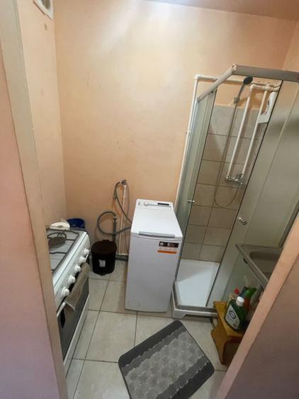 Camera de camin, de vanzare, 13,64 mp, zona Valea Rosie