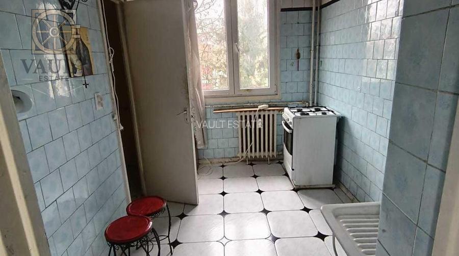 Apartament 3 camere -5 minute Metrou 1 Decembrie - 9