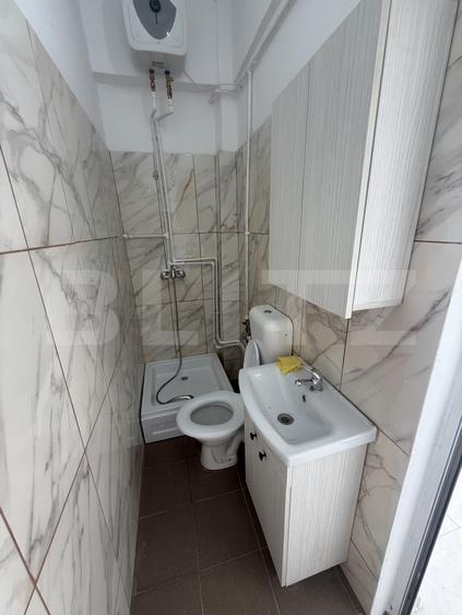 Spațiu comercial sau locuință, 18 mp, zona Centrală - Voinești