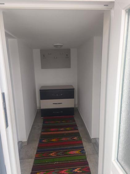 Casa de inchiriat + 5000mp teren, zona Horodnic de Jos, Radauti