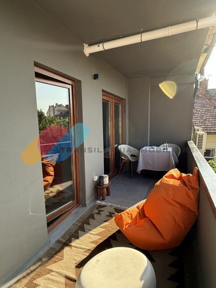 Apartament 4 camere - Ultracentral - 123 mp utili, situat în inima Clujului
