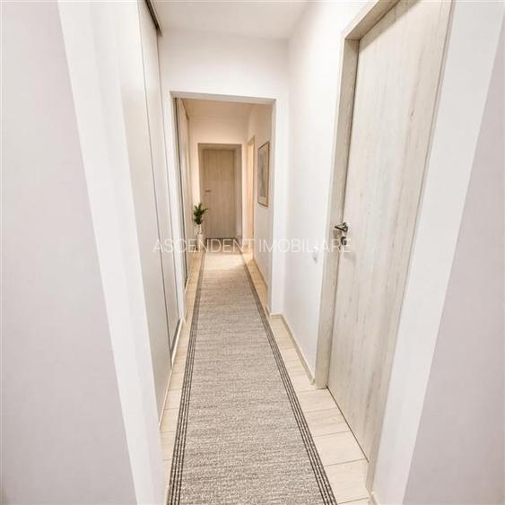 Apartament 3 camere, suprafata extinsa, decomandat, zona verde, Triaj, Brasov - 9