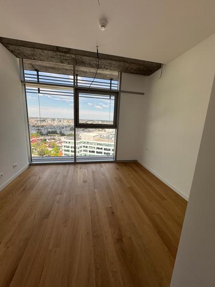 | Up-Site | 172 mp | View Panoramic |
