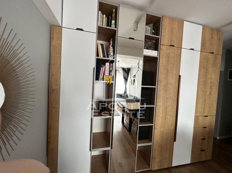 Apartament de vanzare cu 2 camere, Bucatarie inchisa, zona Soarelui