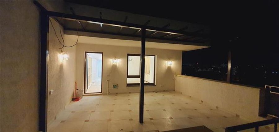 Particular, 88 mp din care 40 mp terase, penthouse, 4/4, 2023, Mega Image, deose
