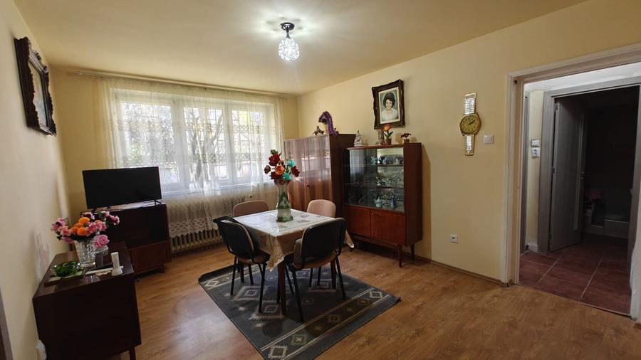 0 comision 2 camere zona Iulius Mall, 45 mp