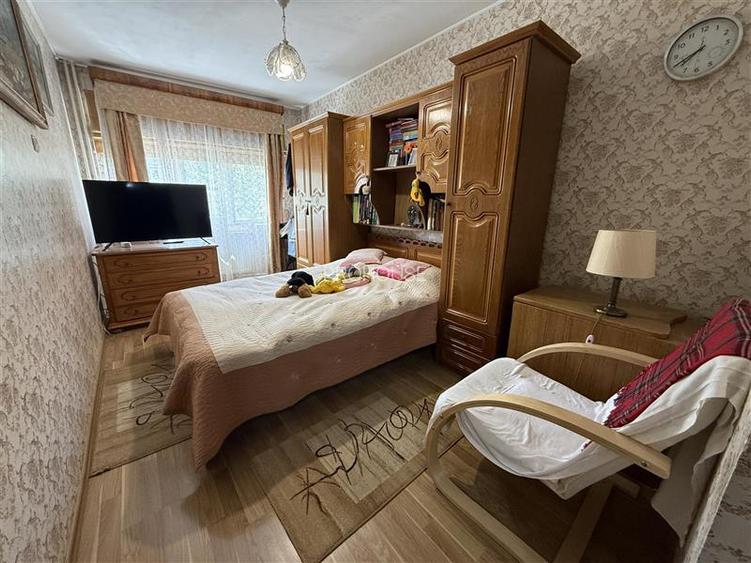 Apartament 2 camere decomandate - etajul 2 - ULTRACENTRAL - 4